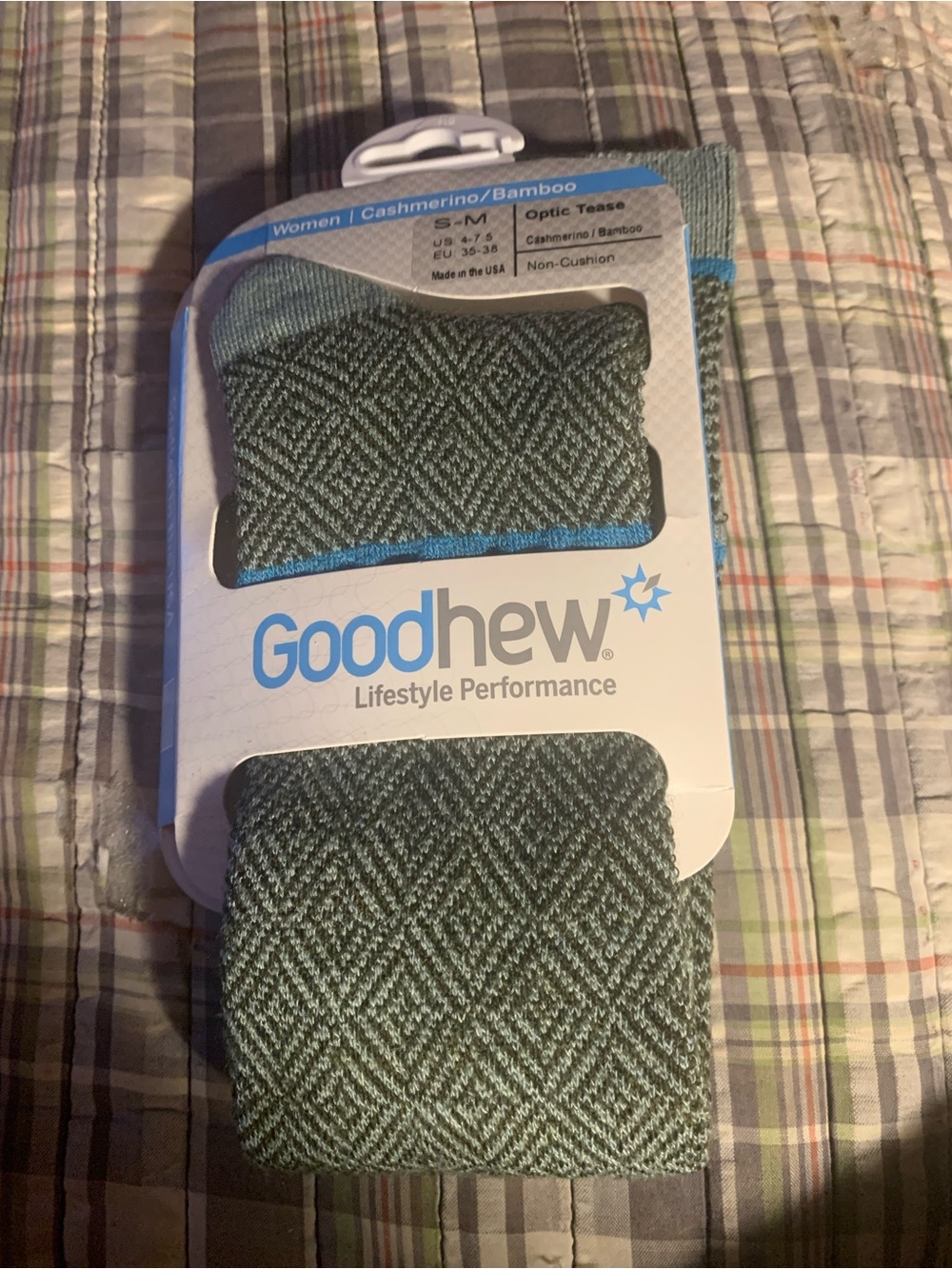 NWT Goodhew Women’s Green Diamond-Pattern Cashmerino /Bamboo Socks, size S/M